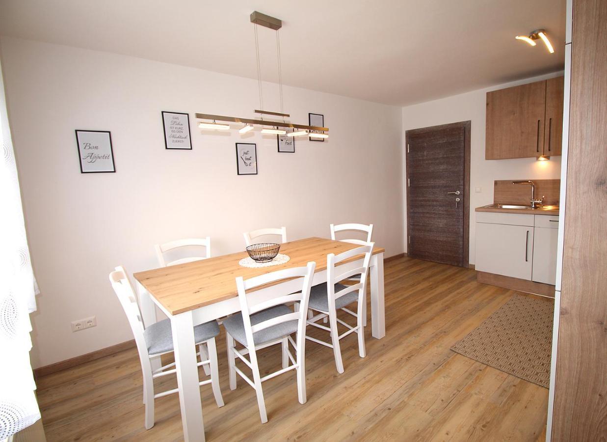 Ferienwohnung "Haus Falle" Schiefling am See Bagian luar foto