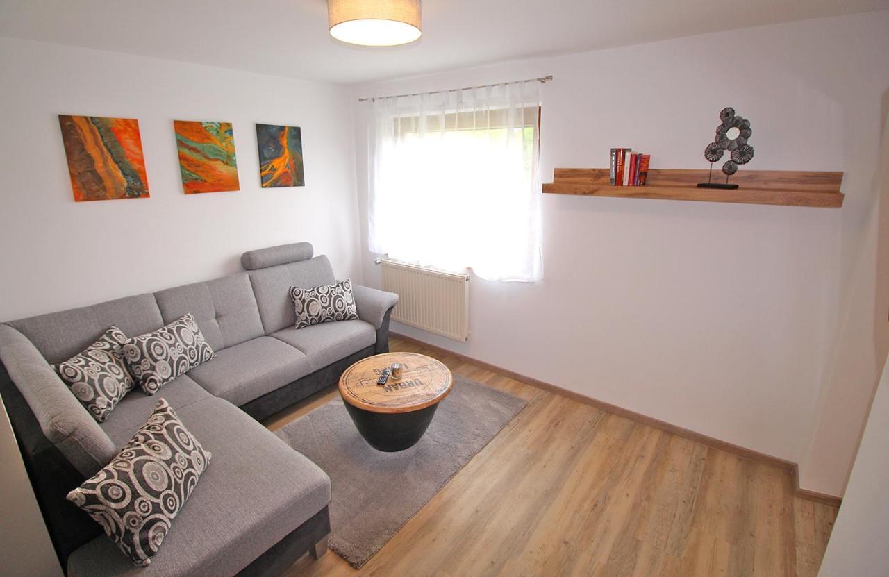 Ferienwohnung "Haus Falle" Schiefling am See Bagian luar foto
